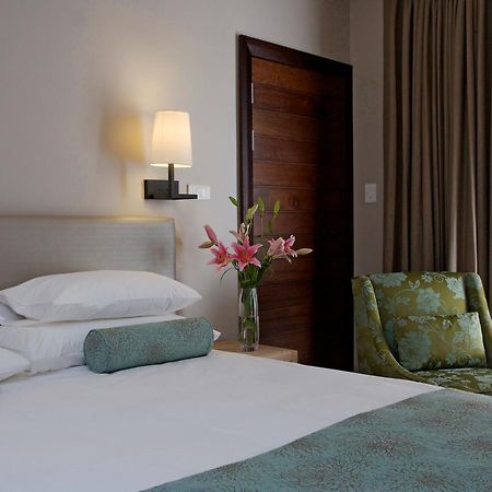 Chapmans Peak Beach Hotel Hout Bay Exteriör bild